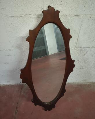 Piccolo specchio in legno