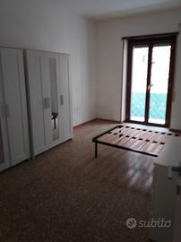 Camera singola in appartamento