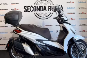 Piaggio Beverly 400