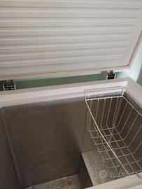 congelatore a pozzetto quasi nuovo €80