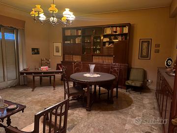 Bell' appartamento ammobiliato a Palermo