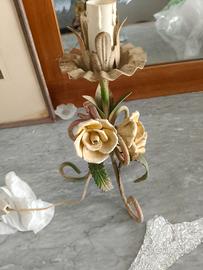 lampada anni 60  in ferro battuto con roselline 