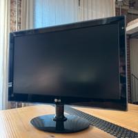 MONITOR LG 22”