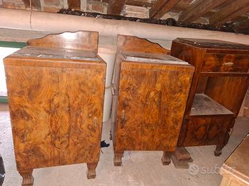 COMODINI STILE ANNI '60 E SPECCHIERA