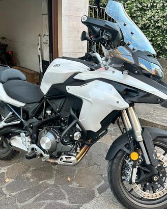 Benelli TRK 502