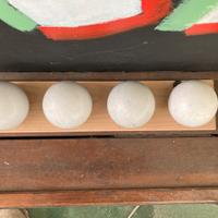 Bocce di resina usate