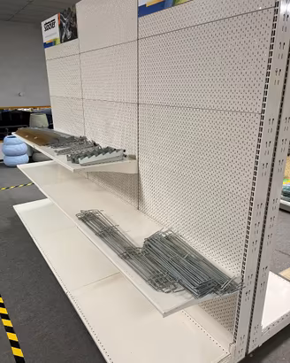 Scaffali per attività commerciali