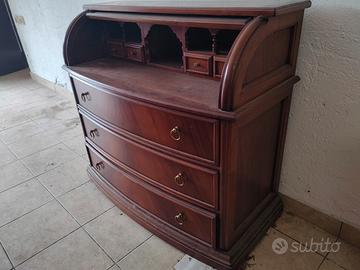 Cassettiera in legno