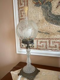 Lampada vintage da tavolo