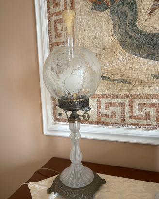 Lampada vintage da tavolo