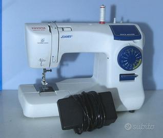 Macchina per cucire professionale TOYOTA jeans