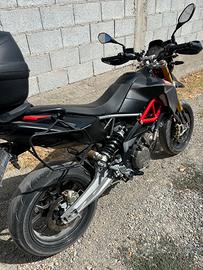 Aprilia dorsoduro
