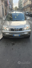 Nisan X trail 4×4