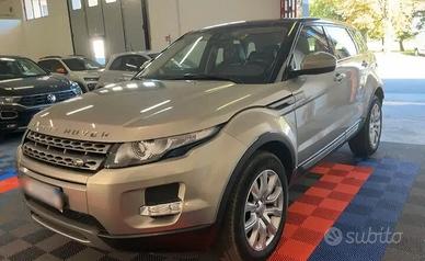 Land Rover Range Evoque 2.2 TD4 5p. Pure