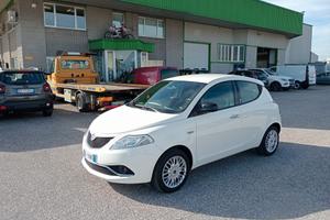 Lancia Ypsilon 1.2 69 CV 5 porte Gold 5 posti