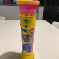 Microfono me contro te