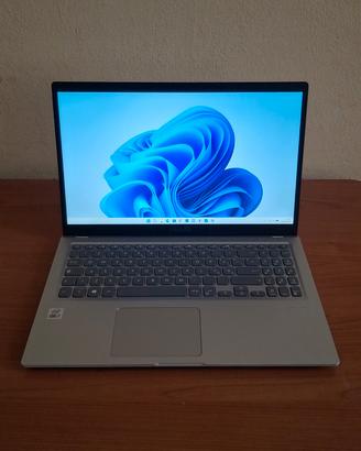 ASUS i7 10ª gen – SSD 512GB – Perfetto per studio 
