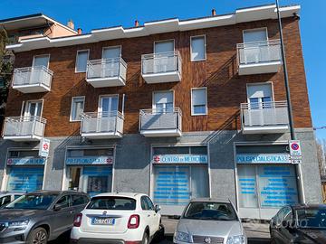 Grande stanza arredata (24 mq.)