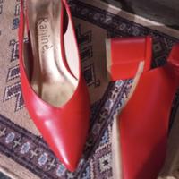 scarpe classiche aperte dietro