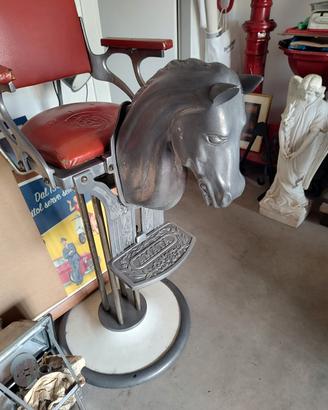 Sedia cavalluccio da barbiere  anni '50