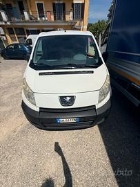 Visibile a corigliano / rossano peugeout expert
