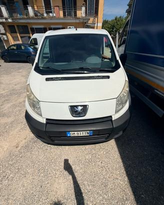 Visibile a corigliano / rossano peugeout expert