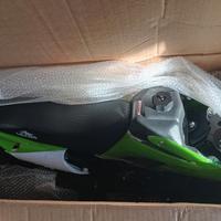mini moto più casco 