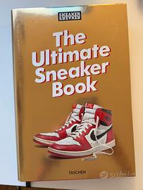 Libro “The ultimate sneaker book” con 670 pagine