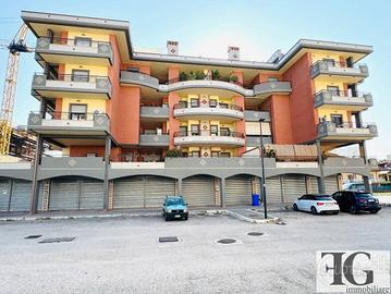 Appartamento di 99 m² con 3 locali e box auto a Ap