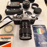 Canon AE 1 con obiettivi e accessori