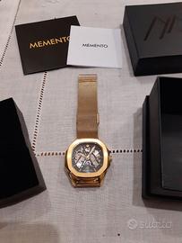 Orologio originale automatico colore oro memento