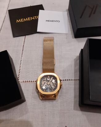 Orologio originale automatico colore oro memento
