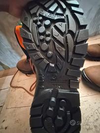 Scarpe antinfortunistiche NUOVE numero 42
