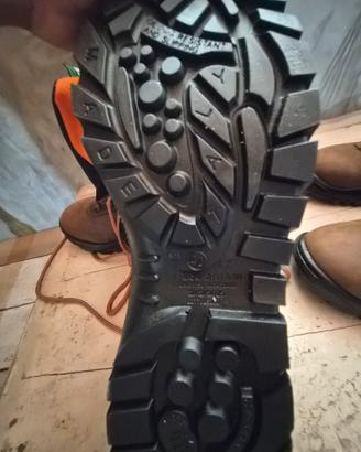Scarpe antinfortunistiche NUOVE numero 42