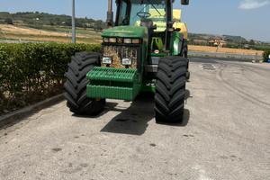 John deere 8400 e pressa Krone