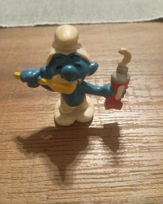 Puffo con spazzolino da denti 