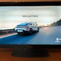 TV Philips 32 PFL5605M/08 LCD in perfetto stato!