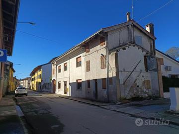 Casa in centro da ristrutturare