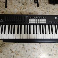 Novation Launchkey 49 MKII 