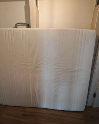 Materasso matrimoniale Ikea
