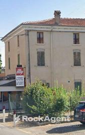 BASILICANOVA (PR) - NEGOZIO \ UFFICIO CON POSTO A