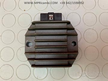 REGOLATORE TENSIONE YAMAHA R1 2001 2000 YZF 1999 1