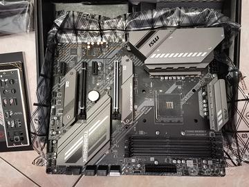 Scheda Madre AM4 - MAG X570S TOMAHAWK MAX WIFI