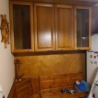 Cucina, tavolo e panca