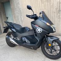 Honda Integra 750 abs