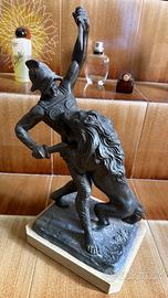 Statue