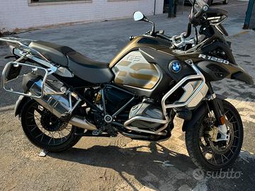 Moto bmw Adventure