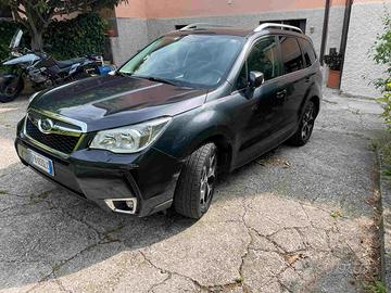 Subaru Forester Lineatronic 2015 diesel con gancio