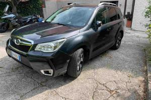 Subaru Forester Lineatronic 2015 diesel con gancio