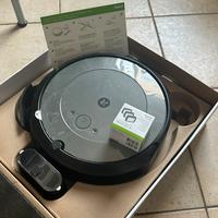 ROOMBA ROBOT ASPIRAPOLVERE